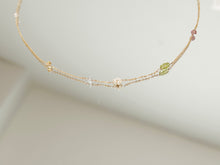 Load image into Gallery viewer, Daisy Necklace