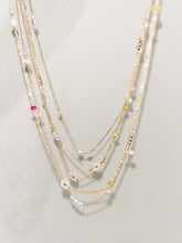 Load image into Gallery viewer, Daisy Necklace